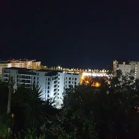 Apartment Sea Breeze 1 *