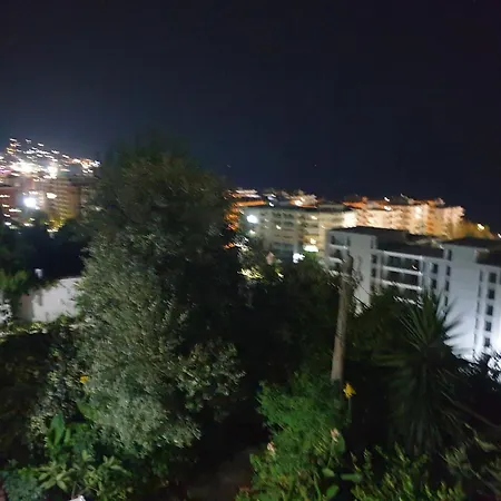 Apartment Sea Breeze 1 *