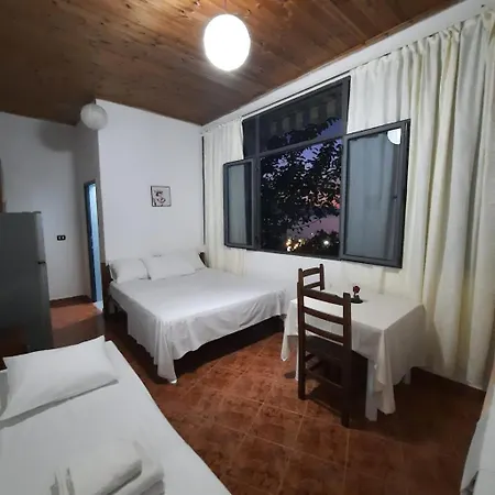 Sea Breeze 1 Apartment